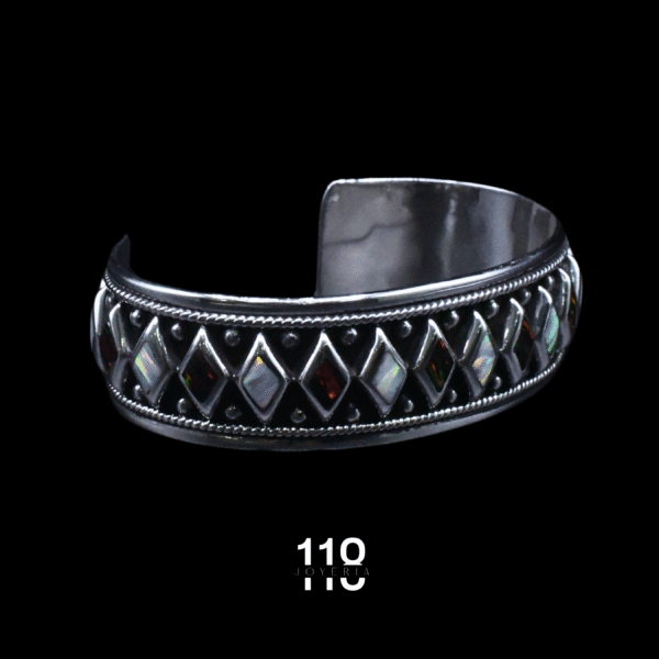 BRAZALETE DE ROMBOS CON ÓPALO - Image 3
