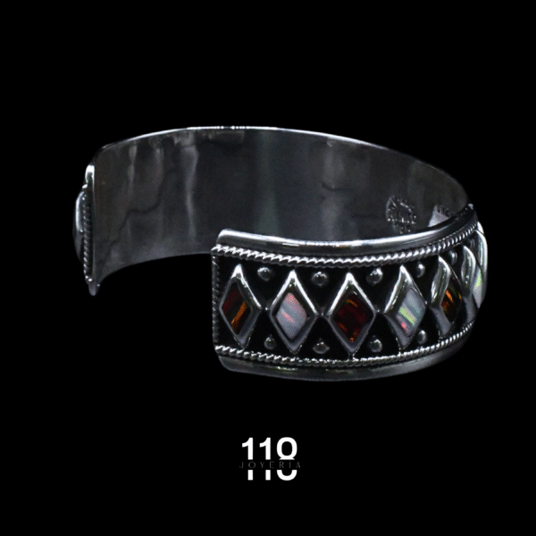 BRAZALETE DE ROMBOS CON ÓPALO - Image 4