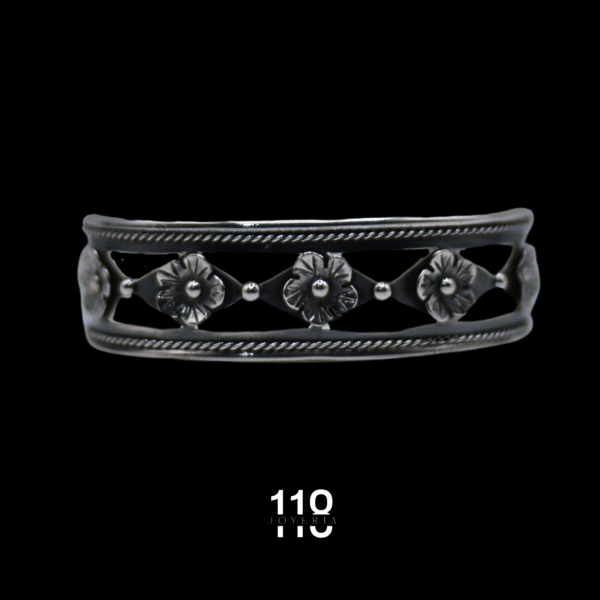 BRAZALETE RECTO ROMBOS CON FLORES