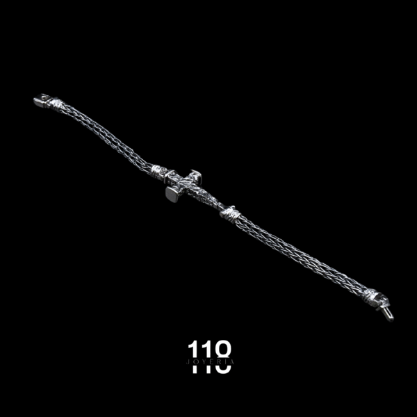 PULSERA TEJIDA CON CRUZ - Image 2